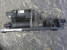 Air Suspension Compressor Valve Block Airmatic Rolls Royce Ghost - 37206782222